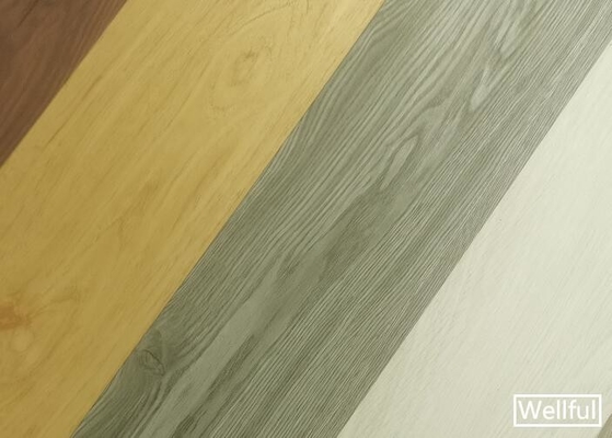 152.4mmX914.4mm Waterproof LVT Vinyl Flooring Matt 1.8mm 0.07mm